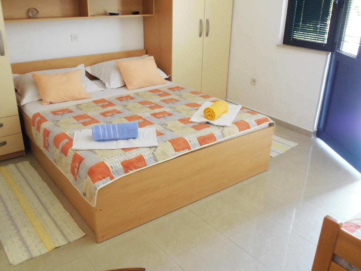 Apartment Villa Besker 마카르스카 외부 사진